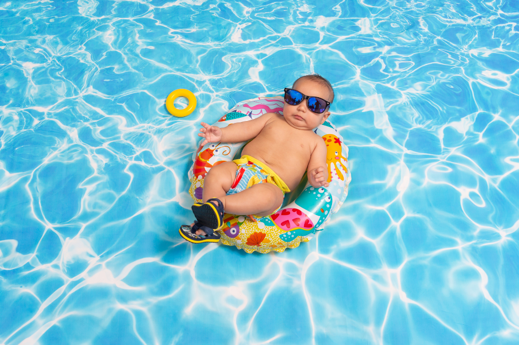 Dicas Práticas para a Introdução do Bebê na Piscina de Forma Segura e Divertida